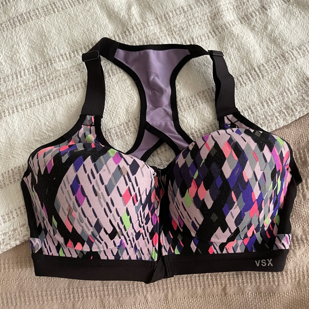 Victoria’s Secret Sports Bra 34D
